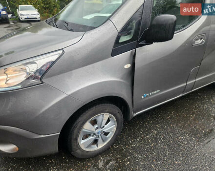 Сірий Ніссан e-NV200, об'ємом двигуна 0 л та пробігом 69 тис. км за 6700 $, фото 1 на Automoto.ua