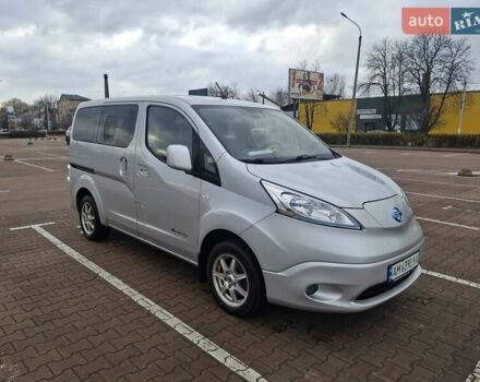 Серый Ниссан e-NV200, объемом двигателя 0 л и пробегом 126 тыс. км за 9950 $, фото 4 на Automoto.ua