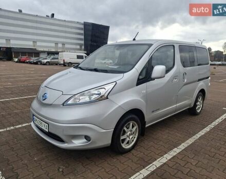 Серый Ниссан e-NV200, объемом двигателя 0 л и пробегом 126 тыс. км за 9950 $, фото 1 на Automoto.ua
