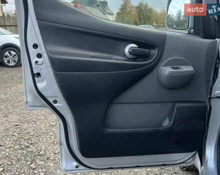 Сірий Ніссан e-NV200, об'ємом двигуна 0 л та пробігом 108 тис. км за 13999 $, фото 22 на Automoto.ua