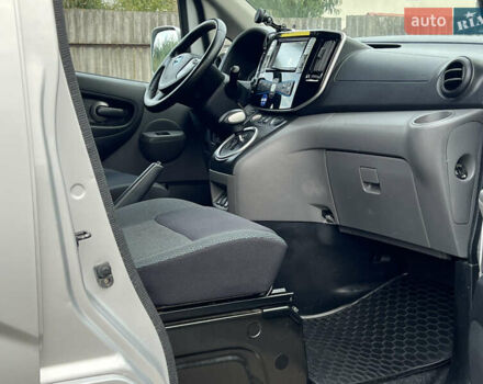 Сірий Ніссан e-NV200, об'ємом двигуна 0 л та пробігом 108 тис. км за 13999 $, фото 31 на Automoto.ua