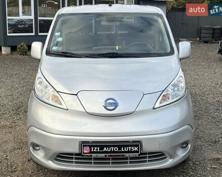 Сірий Ніссан e-NV200, об'ємом двигуна 0 л та пробігом 108 тис. км за 13999 $, фото 2 на Automoto.ua