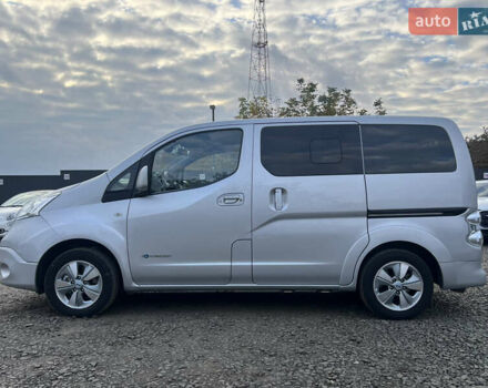 Сірий Ніссан e-NV200, об'ємом двигуна 0 л та пробігом 108 тис. км за 13999 $, фото 4 на Automoto.ua