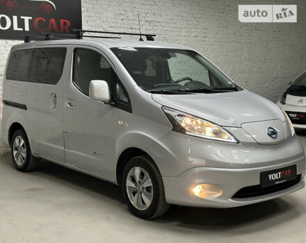 Серый Ниссан e-NV200, объемом двигателя 0 л и пробегом 58 тыс. км за 22300 $, фото 3 на Automoto.ua