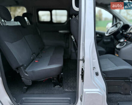 Серый Ниссан e-NV200, объемом двигателя 0 л и пробегом 128 тыс. км за 15777 $, фото 12 на Automoto.ua