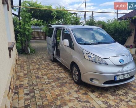 Серый Ниссан e-NV200, объемом двигателя 0 л и пробегом 182 тыс. км за 13850 $, фото 2 на Automoto.ua