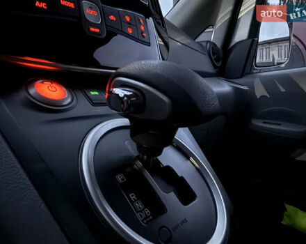 Сірий Ніссан e-NV200, об'ємом двигуна 0 л та пробігом 128 тис. км за 16777 $, фото 30 на Automoto.ua