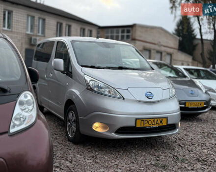 Сірий Ніссан e-NV200, об'ємом двигуна 0 л та пробігом 128 тис. км за 16777 $, фото 1 на Automoto.ua