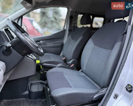 Серый Ниссан e-NV200, объемом двигателя 0 л и пробегом 128 тыс. км за 15777 $, фото 6 на Automoto.ua