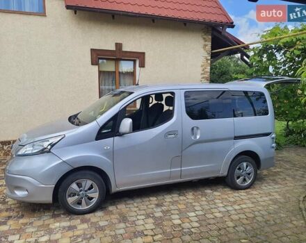 Серый Ниссан e-NV200, объемом двигателя 0 л и пробегом 182 тыс. км за 13850 $, фото 1 на Automoto.ua