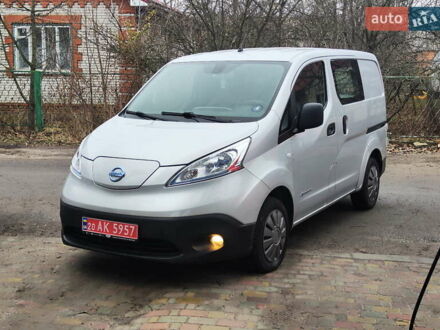 Ниссан e-NV200 2014 в Новых Санжарах на Automoto.ua Серый Ниссан e-NV200, объемом двигателя 0 л и пробегом 114 тыс. км за 7999 $, фото 1 на Automoto.ua