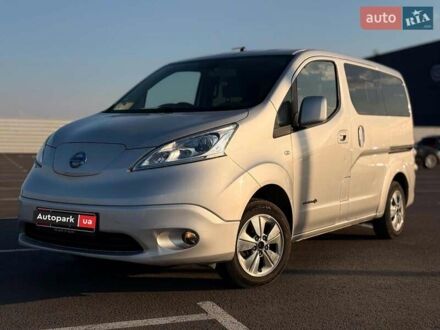 Ниссан e-NV200 2014 в Львове на Automoto.ua Серый Ниссан e-NV200, объемом двигателя 0 л и пробегом 163 тыс. км за 8300 $, фото 1 на Automoto.ua