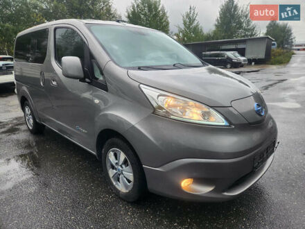 Сірий Ніссан e-NV200, об'ємом двигуна 0 л та пробігом 69 тис. км за 6700 $, фото 1 на Automoto.ua