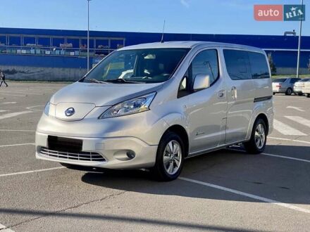 Серый Ниссан e-NV200, объемом двигателя 0 л и пробегом 124 тыс. км за 17200 $, фото 1 на Automoto.ua
