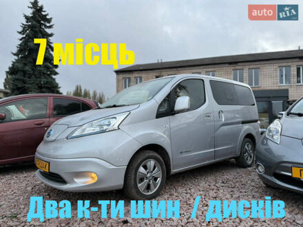 Ниссан e-NV200 2019 в Житомире на Automoto.ua Серый Ниссан e-NV200, объемом двигателя 0 л и пробегом 128 тыс. км за 16777 $, фото 1 на Automoto.ua
