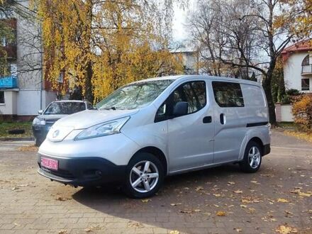 Сірий Ніссан e-NV200, об'ємом двигуна 0 л та пробігом 157 тис. км за 11699 $, фото 1 на Automoto.ua