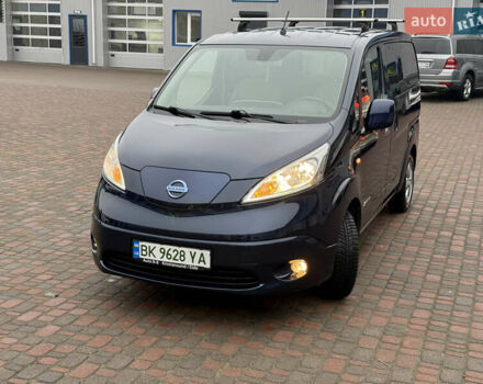 Синий Ниссан e-NV200, объемом двигателя 0 л и пробегом 115 тыс. км за 11000 $, фото 37 на Automoto.ua