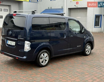 Синий Ниссан e-NV200, объемом двигателя 0 л и пробегом 115 тыс. км за 11000 $, фото 4 на Automoto.ua