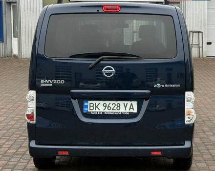 Синий Ниссан e-NV200, объемом двигателя 0 л и пробегом 115 тыс. км за 11000 $, фото 5 на Automoto.ua