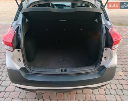 Белый Ниссан Kicks, объемом двигателя 1.6 л и пробегом 76 тыс. км за 14500 $, фото 5 на Automoto.ua