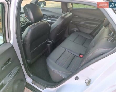 Белый Ниссан Kicks, объемом двигателя 1.6 л и пробегом 76 тыс. км за 14500 $, фото 15 на Automoto.ua