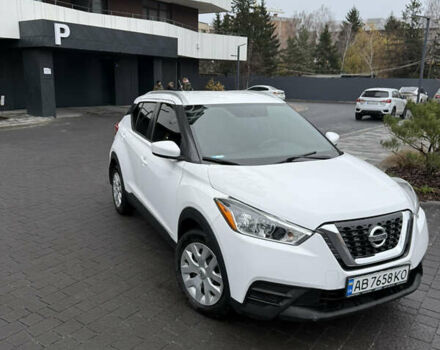Белый Ниссан Kicks, объемом двигателя 1.6 л и пробегом 90 тыс. км за 13700 $, фото 19 на Automoto.ua
