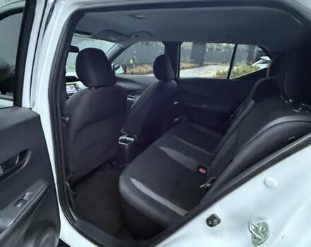 Белый Ниссан Kicks, объемом двигателя 1.6 л и пробегом 90 тыс. км за 13700 $, фото 11 на Automoto.ua