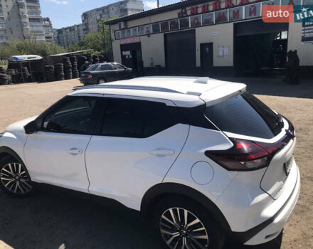 Білий Ніссан Kicks, об'ємом двигуна 1.6 л та пробігом 88 тис. км за 16500 $, фото 15 на Automoto.ua