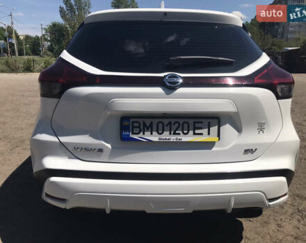 Білий Ніссан Kicks, об'ємом двигуна 1.6 л та пробігом 88 тис. км за 16500 $, фото 4 на Automoto.ua
