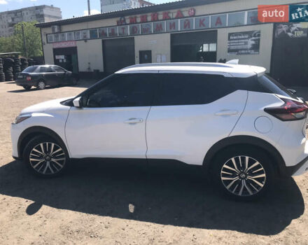 Білий Ніссан Kicks, об'ємом двигуна 1.6 л та пробігом 88 тис. км за 16500 $, фото 6 на Automoto.ua