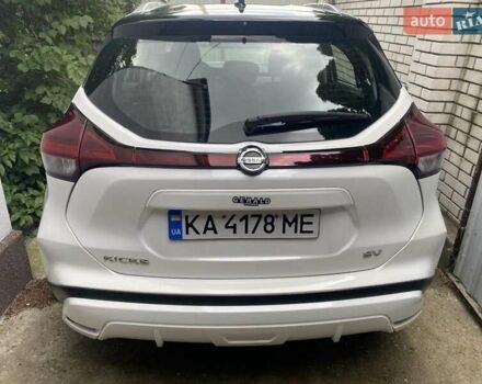 Белый Ниссан Kicks, объемом двигателя 1.6 л и пробегом 46 тыс. км за 16500 $, фото 1 на Automoto.ua