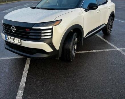 Белый Ниссан Kicks, объемом двигателя 2 л и пробегом 4 тыс. км за 25500 $, фото 3 на Automoto.ua