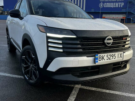 Белый Ниссан Kicks, объемом двигателя 2 л и пробегом 4 тыс. км за 25500 $, фото 1 на Automoto.ua