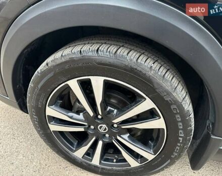 Чорний Ніссан Kicks, об'ємом двигуна 1.6 л та пробігом 117 тис. км за 13500 $, фото 13 на Automoto.ua