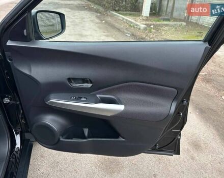 Чорний Ніссан Kicks, об'ємом двигуна 1.6 л та пробігом 117 тис. км за 13500 $, фото 22 на Automoto.ua