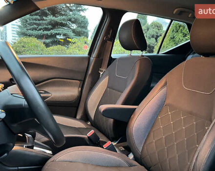 Черный Ниссан Kicks, объемом двигателя 1.6 л и пробегом 96 тыс. км за 13850 $, фото 8 на Automoto.ua