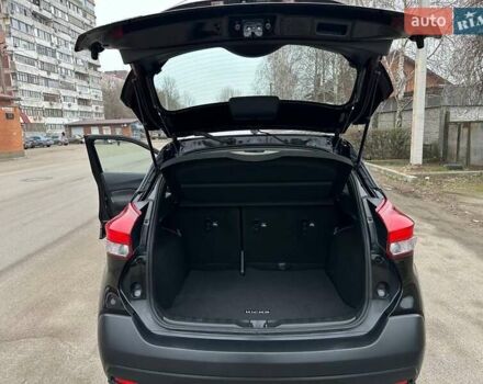 Чорний Ніссан Kicks, об'ємом двигуна 1.6 л та пробігом 117 тис. км за 13500 $, фото 17 на Automoto.ua