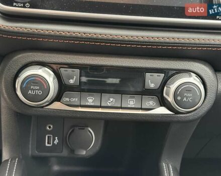 Чорний Ніссан Kicks, об'ємом двигуна 1.6 л та пробігом 107 тис. км за 15200 $, фото 29 на Automoto.ua