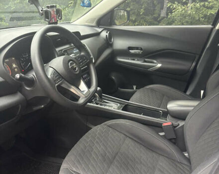 Черный Ниссан Kicks, объемом двигателя 1.6 л и пробегом 156 тыс. км за 15300 $, фото 5 на Automoto.ua