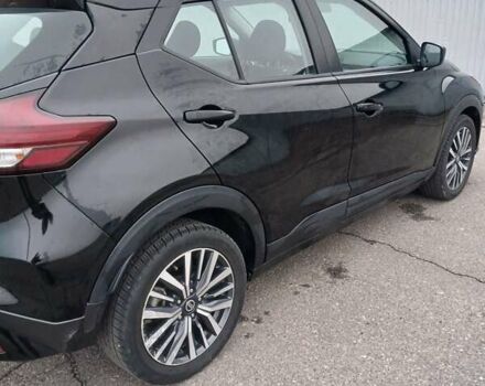 Чорний Ніссан Kicks, об'ємом двигуна 1.6 л та пробігом 95 тис. км за 17111 $, фото 3 на Automoto.ua
