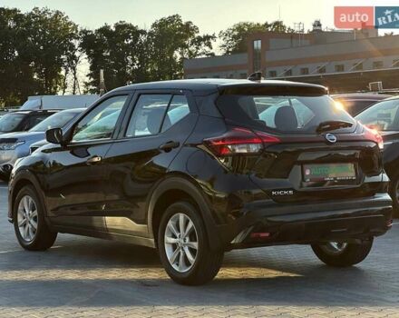 Черный Ниссан Kicks, объемом двигателя 1.6 л и пробегом 24 тыс. км за 15990 $, фото 6 на Automoto.ua