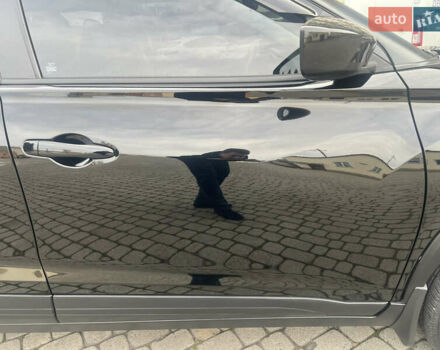 Черный Ниссан Kicks, объемом двигателя 1.6 л и пробегом 28 тыс. км за 14700 $, фото 19 на Automoto.ua