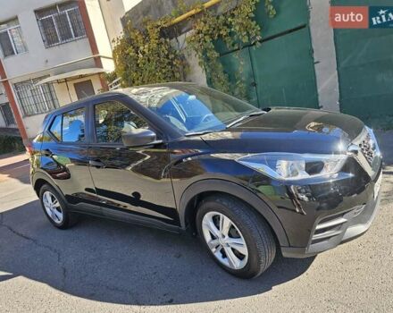 Черный Ниссан Kicks, объемом двигателя 1.6 л и пробегом 22 тыс. км за 12000 $, фото 1 на Automoto.ua