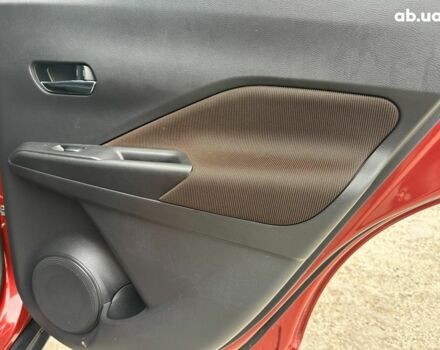 Красный Ниссан Kicks, объемом двигателя 1.6 л и пробегом 118 тыс. км за 14740 $, фото 21 на Automoto.ua