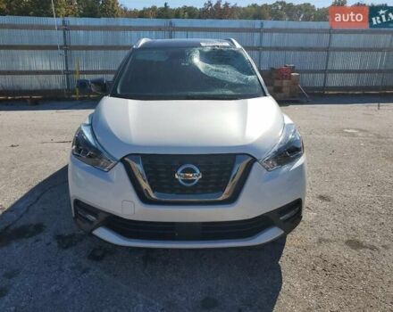 Ниссан Kicks, объемом двигателя 1.6 л и пробегом 50 тыс. км за 2900 $, фото 4 на Automoto.ua