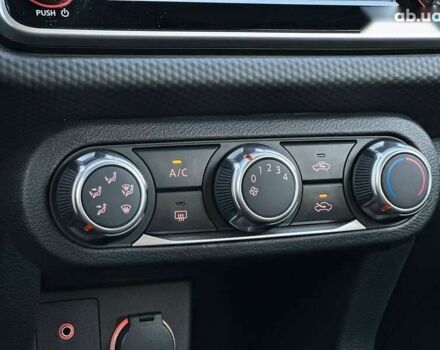 Ниссан Kicks, объемом двигателя 1.6 л и пробегом 24 тыс. км за 16500 $, фото 23 на Automoto.ua