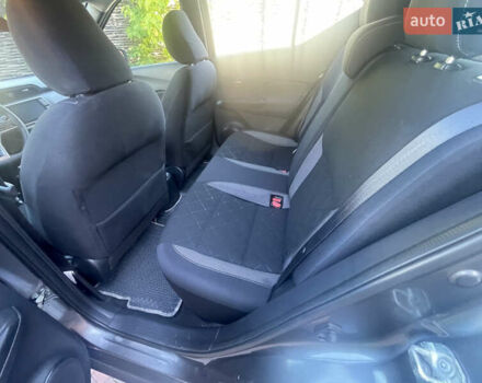 Серый Ниссан Kicks, объемом двигателя 1.6 л и пробегом 74 тыс. км за 15500 $, фото 53 на Automoto.ua