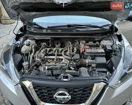Серый Ниссан Kicks, объемом двигателя 1.6 л и пробегом 45 тыс. км за 16000 $, фото 11 на Automoto.ua
