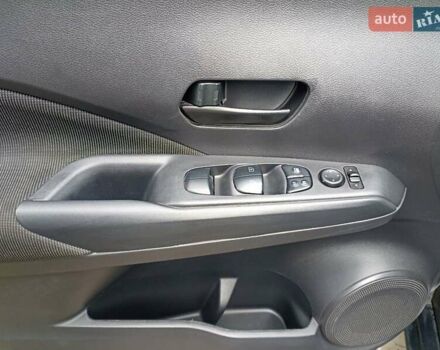 Серый Ниссан Kicks, объемом двигателя 1.6 л и пробегом 43 тыс. км за 14000 $, фото 9 на Automoto.ua