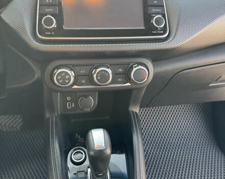 Серый Ниссан Kicks, объемом двигателя 1.6 л и пробегом 72 тыс. км за 14300 $, фото 34 на Automoto.ua